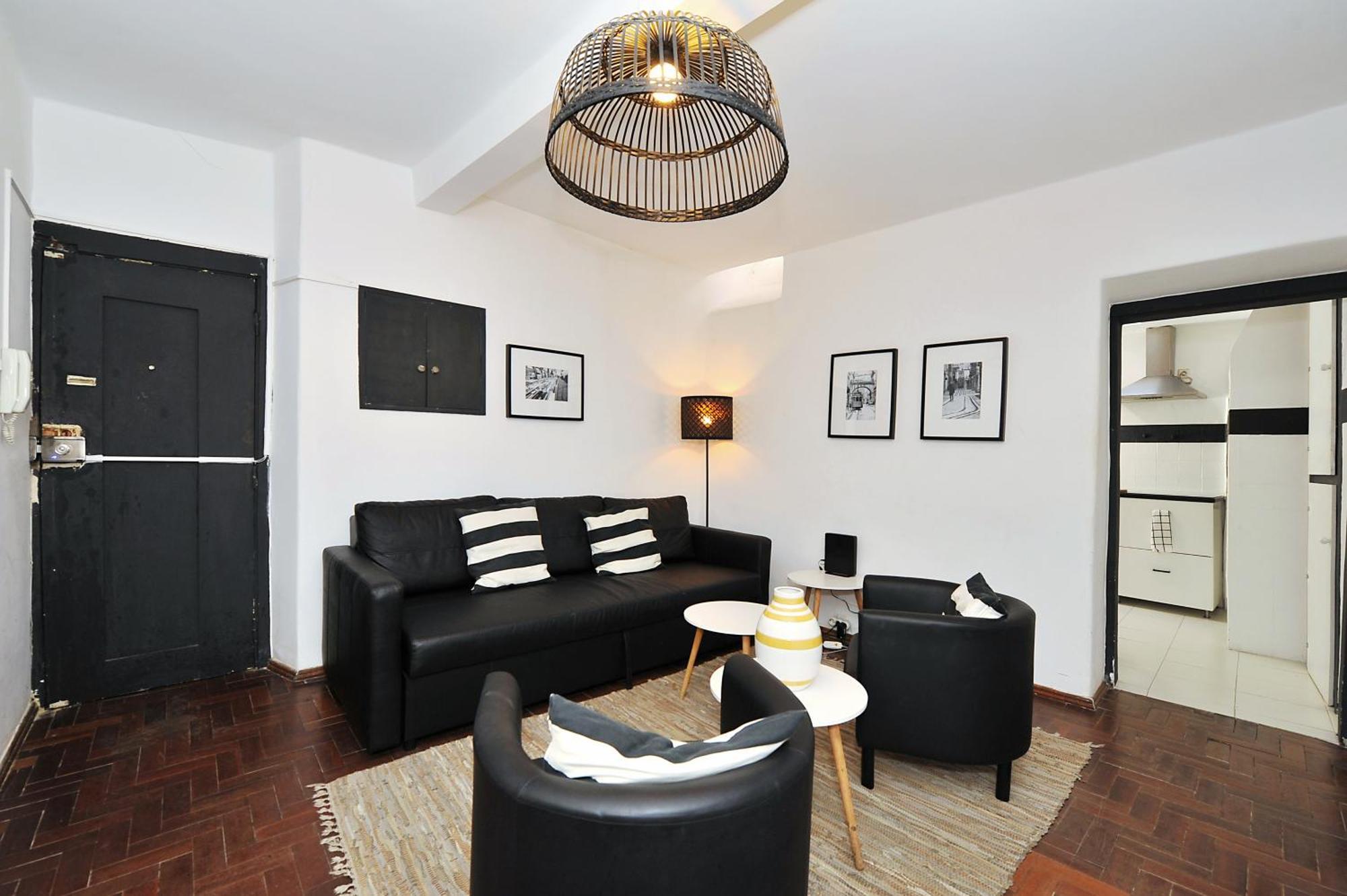 Vintage & In Bairro Alto Apartment *